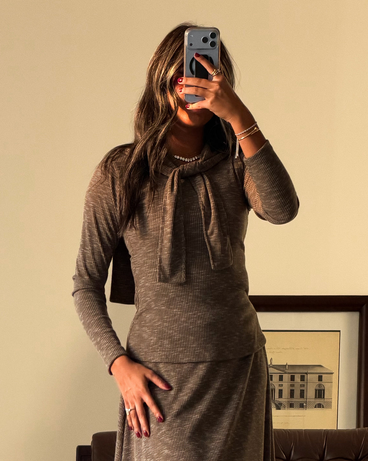 Asymmetric Tie Set