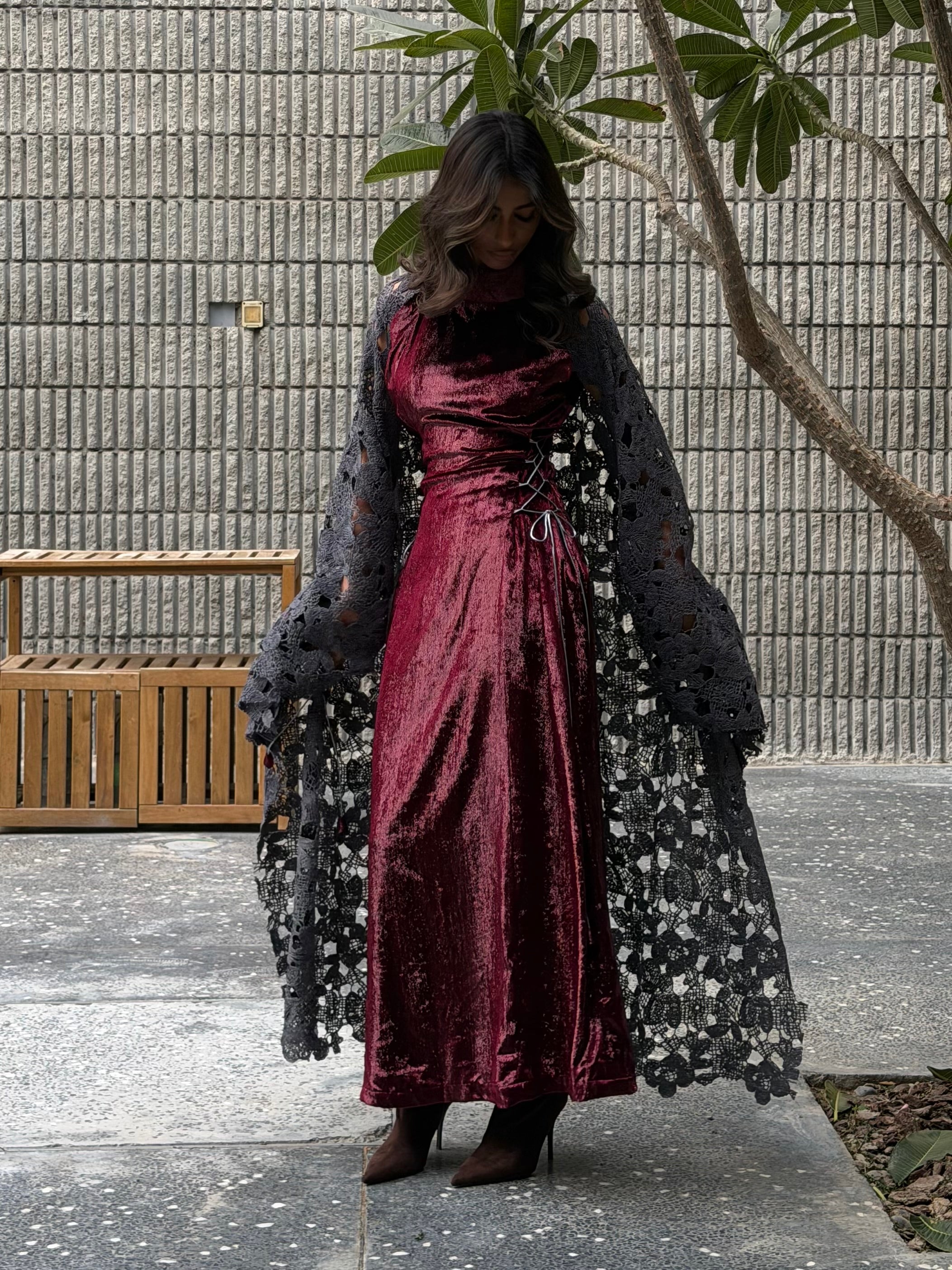 Velvet Maroon and & Gray Daraa