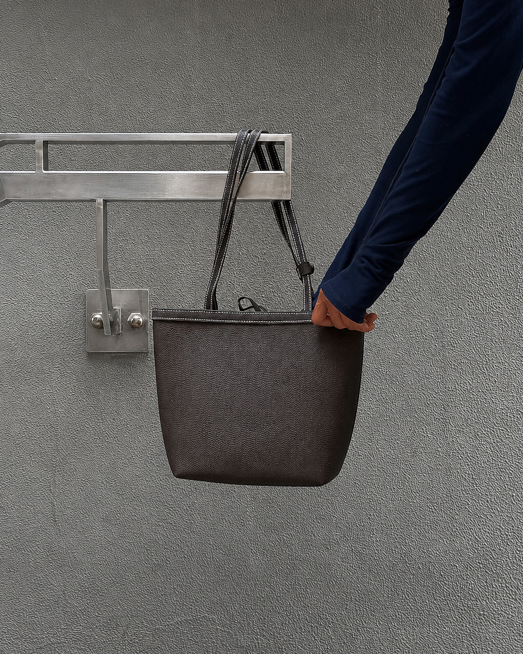 Petit Briarwood Tote Bag