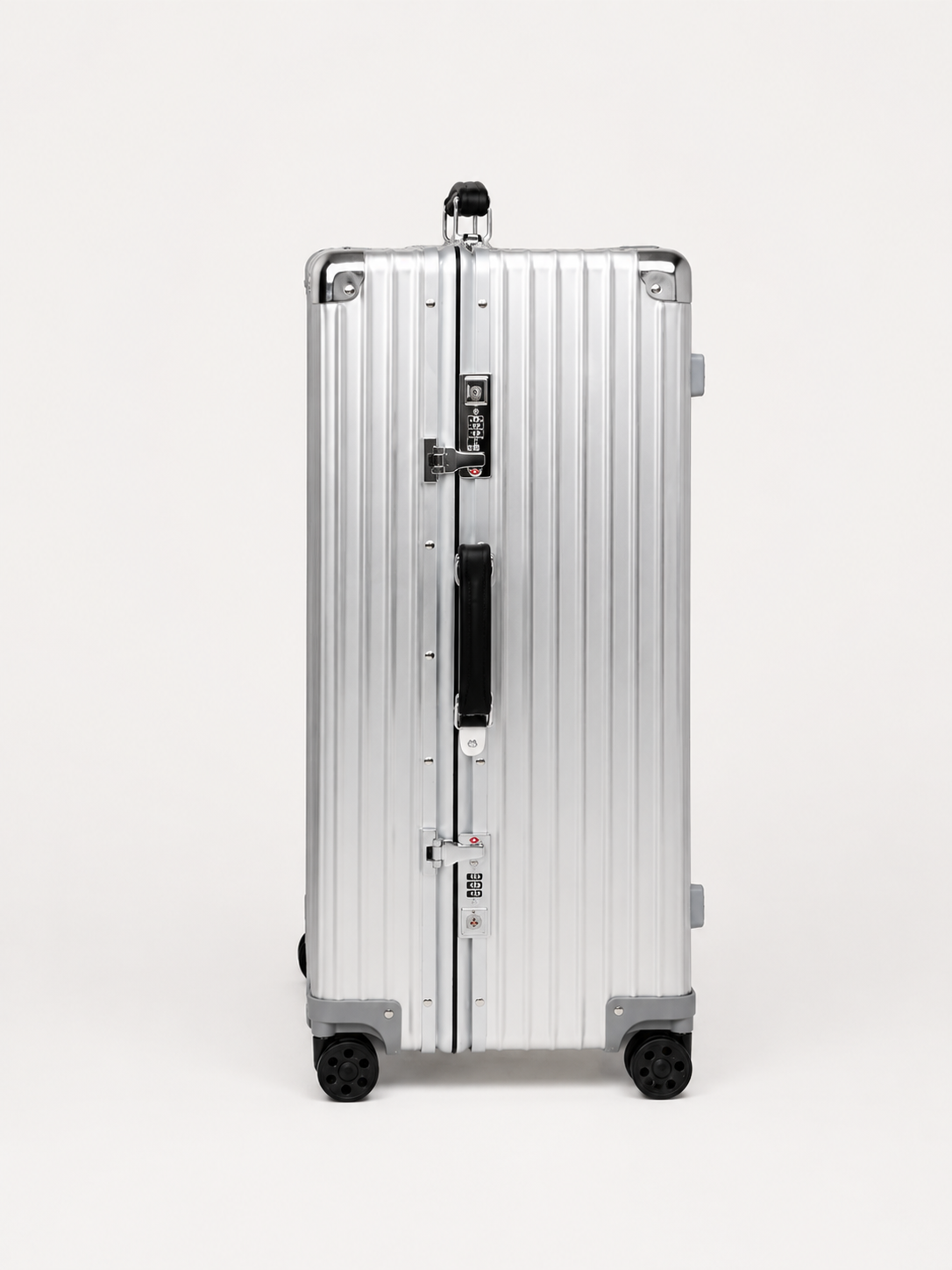Limited Iconic Trunk Bag