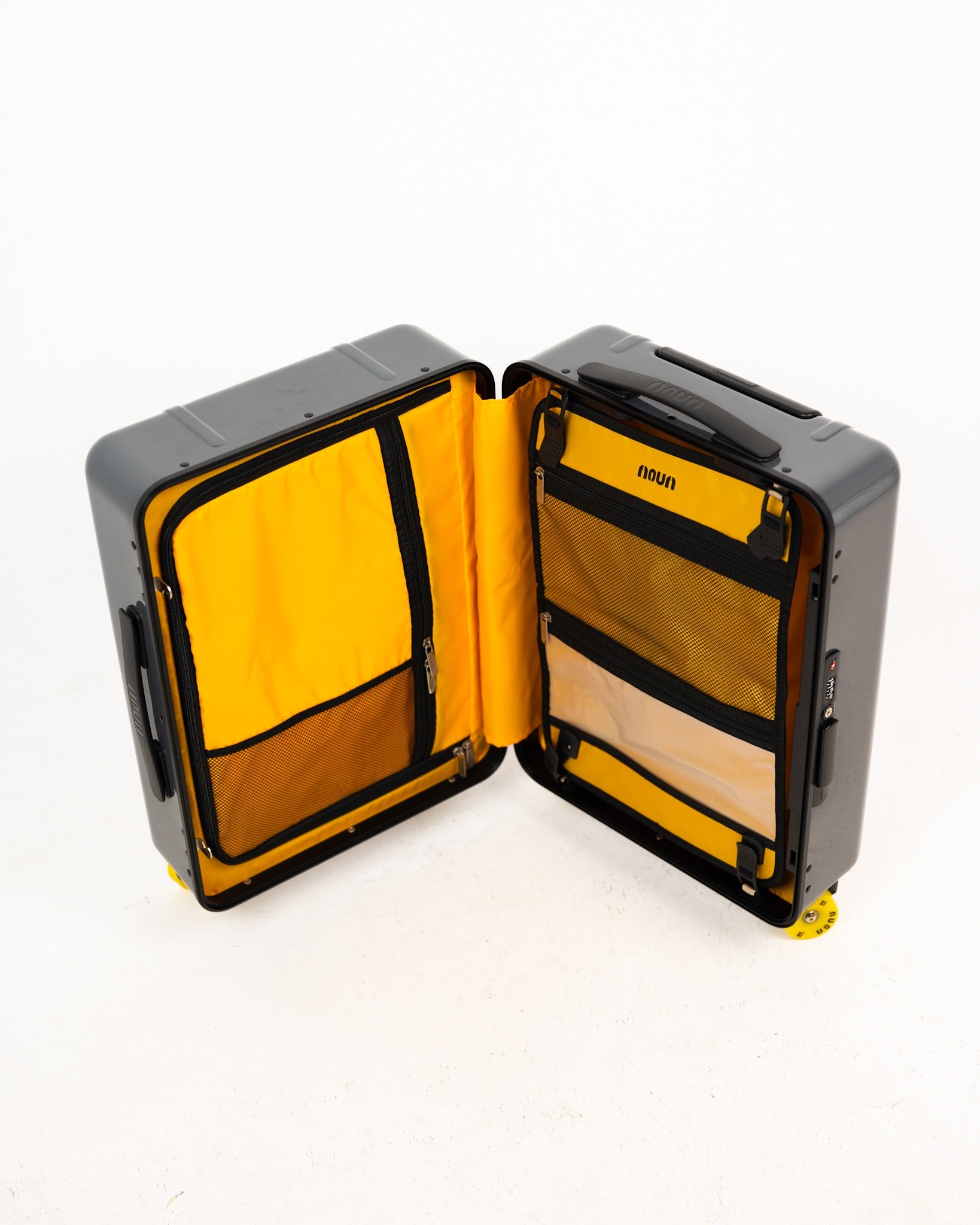 Gray Cabin Premuim Essential