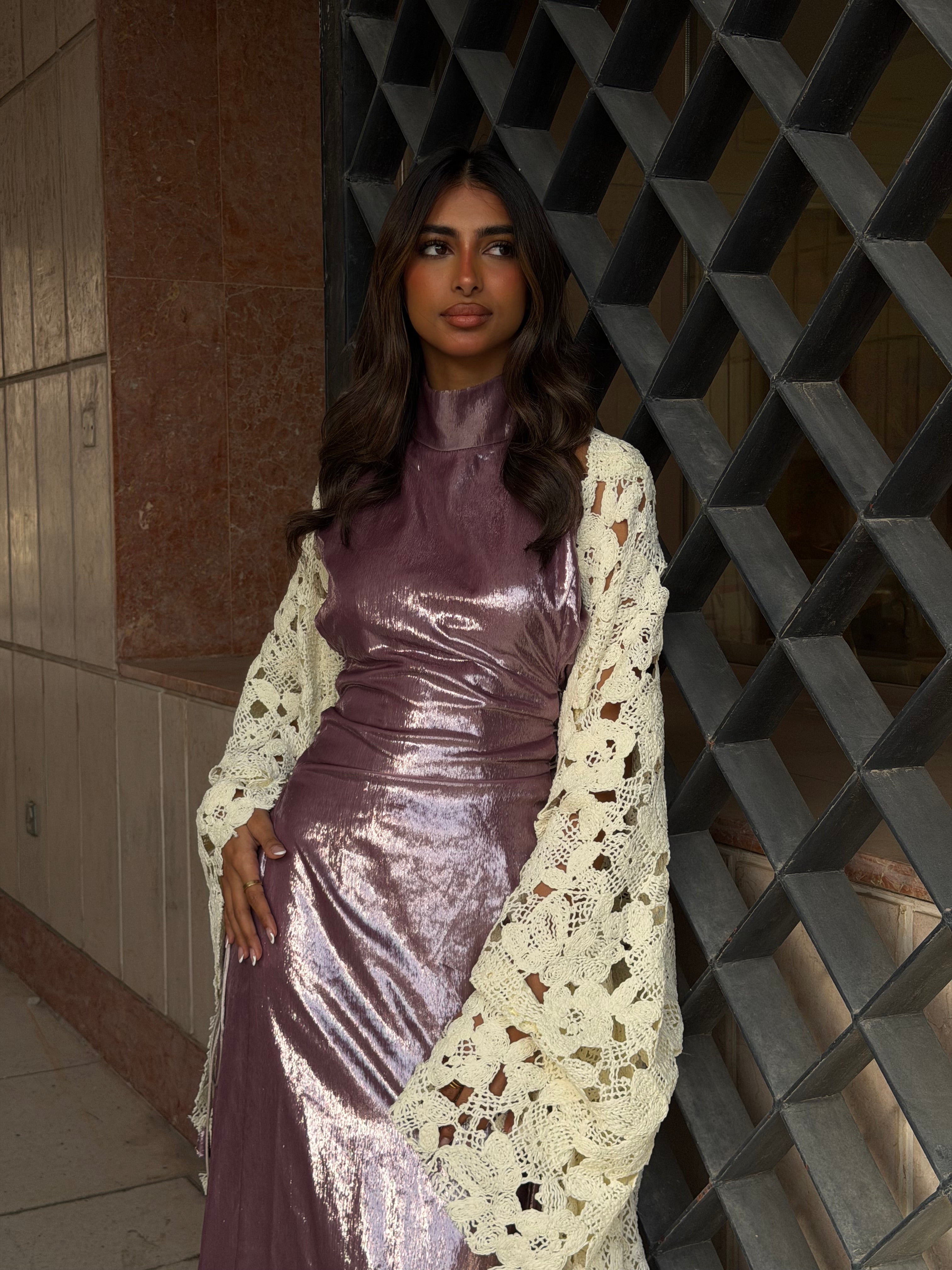 Velvet Pink and & Creamy White Daraa