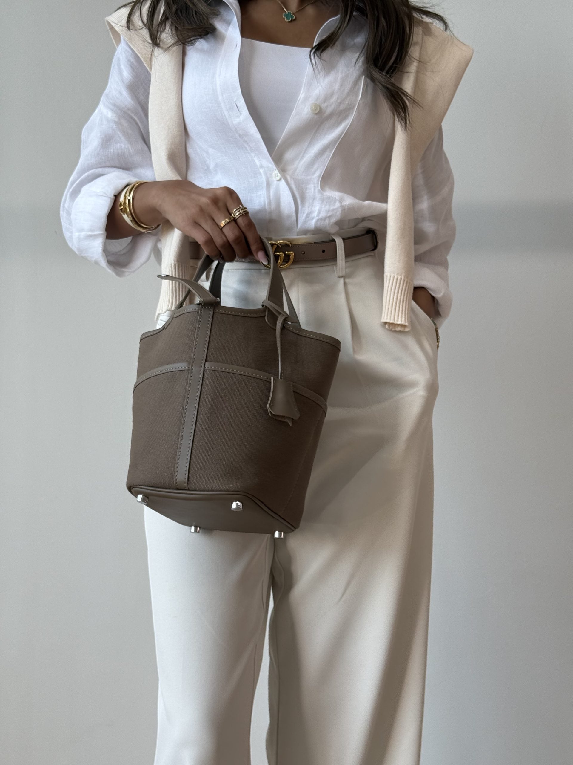 حقيبة كارغو جلدية