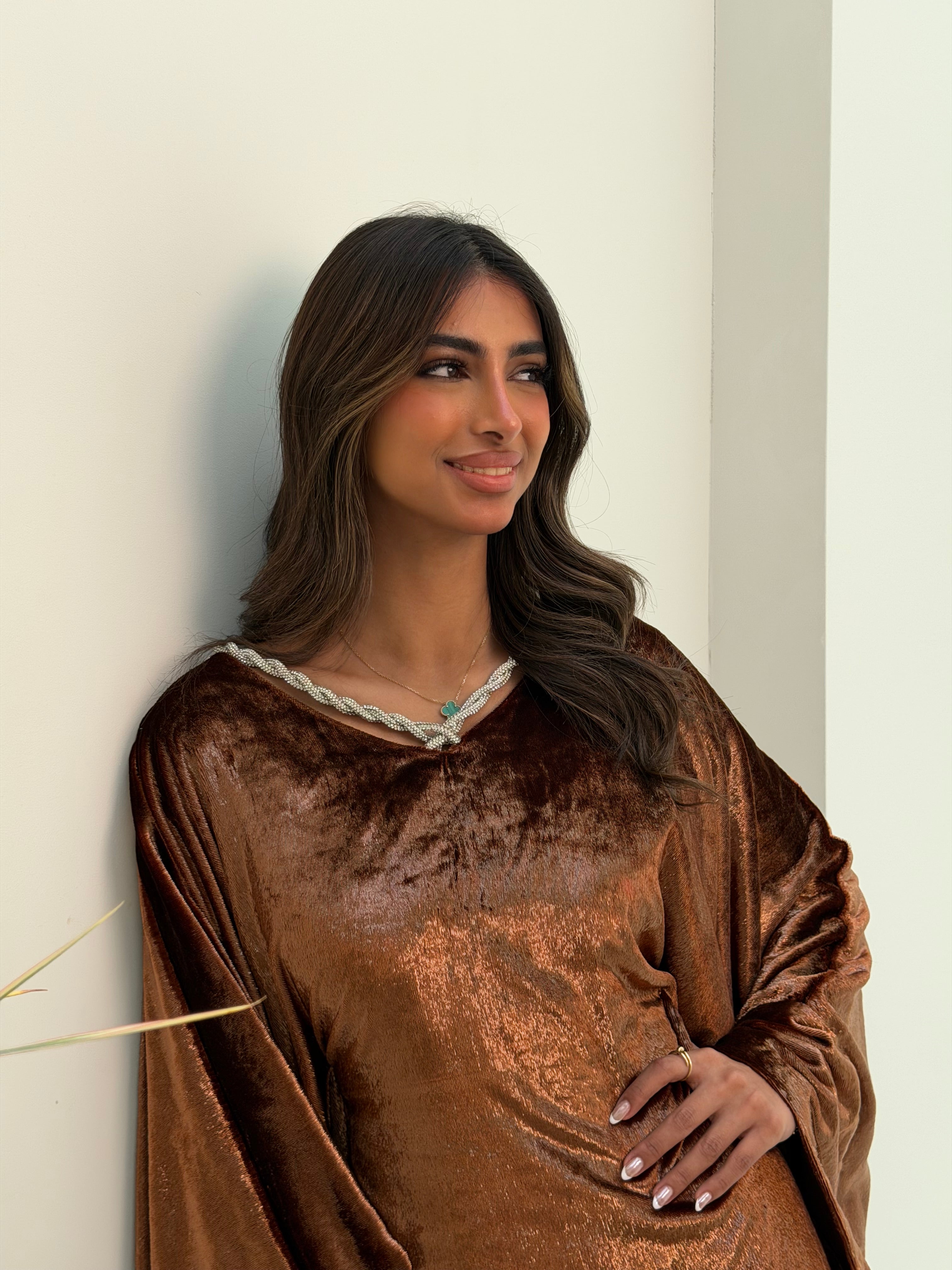 Bronze Glow Velvet Daraa