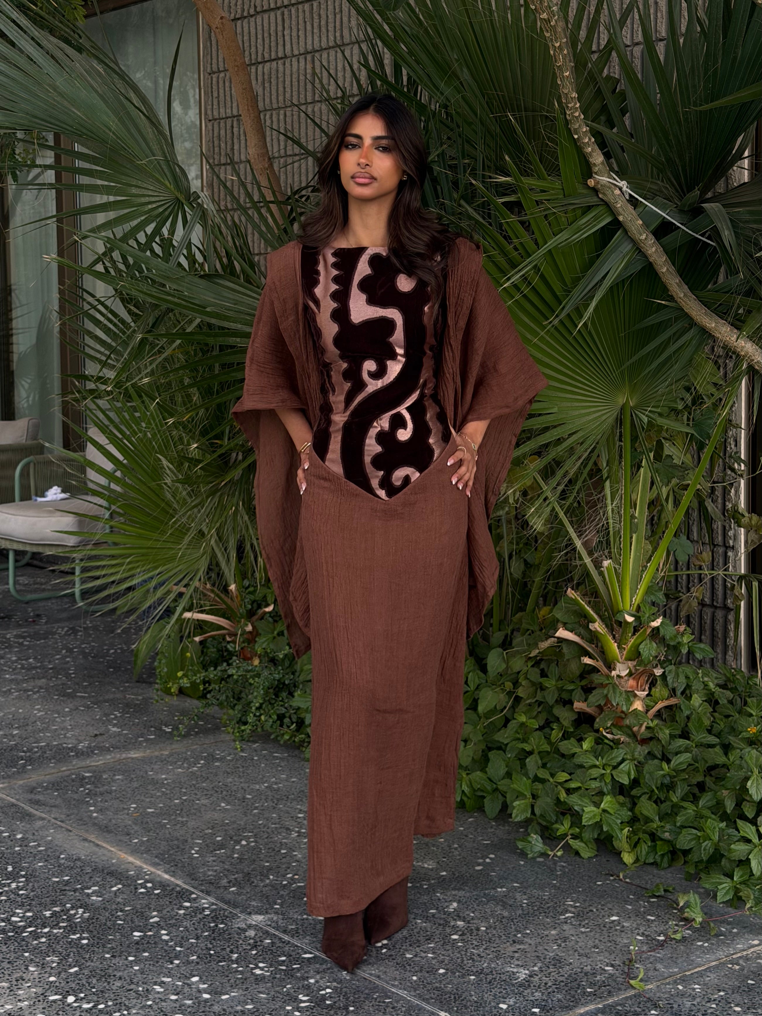 Rawasi Velet Daraa - Brown