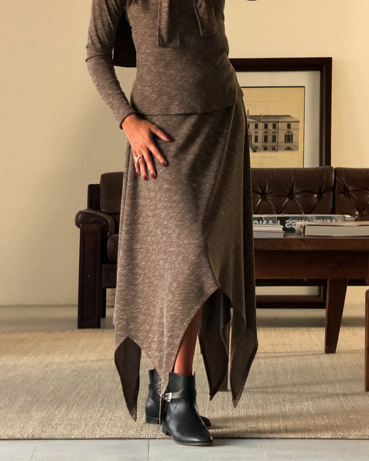 Asymmetric Tie Set