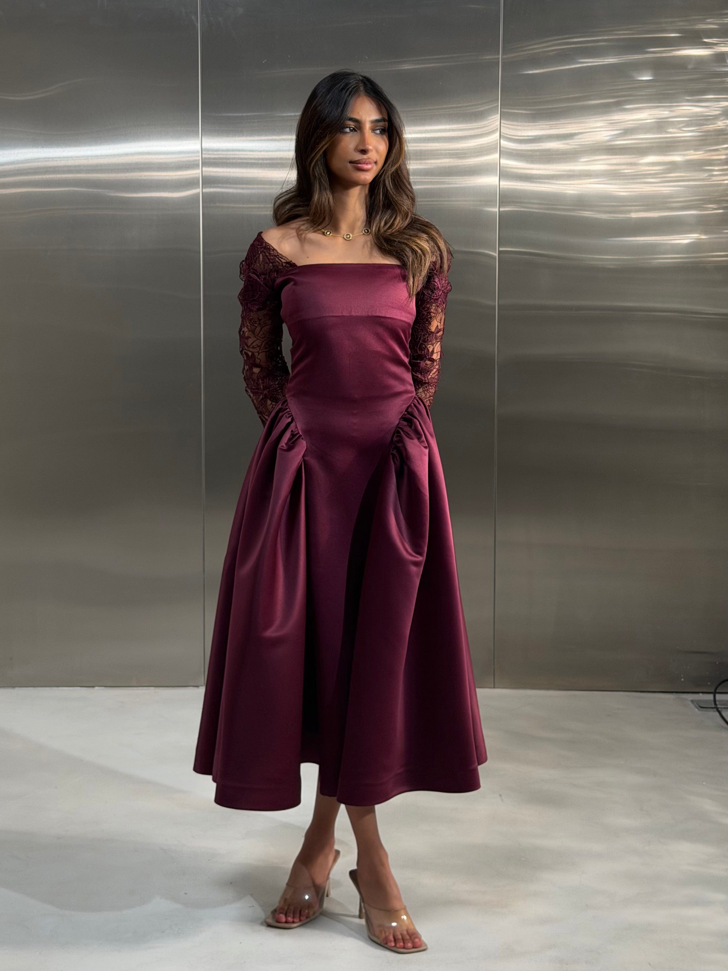 Dantel Burgundy Dress