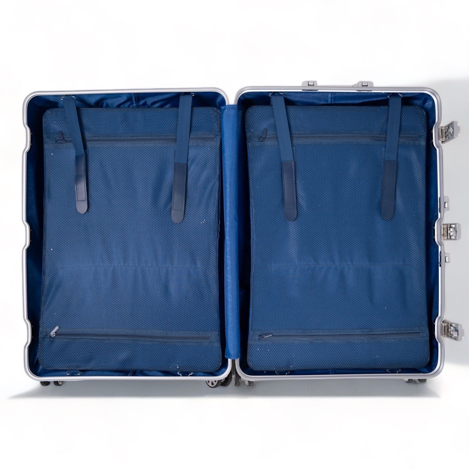 تسجيل وصول كبير من الألومنيوم بالكامل